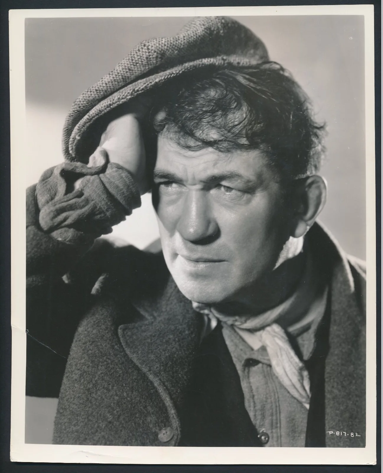 Victor McLaglen - 1950's Signed Album Page w/ Orig. 1935 "The Informer" Still, изображение 5
