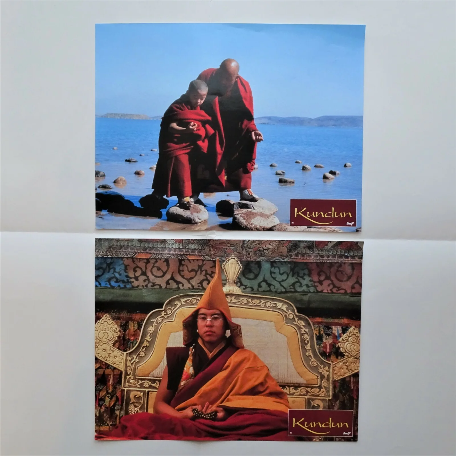 Kundun Martin Scorsese original 1997 French movie film poster with 2 lobby cards, изображение 2