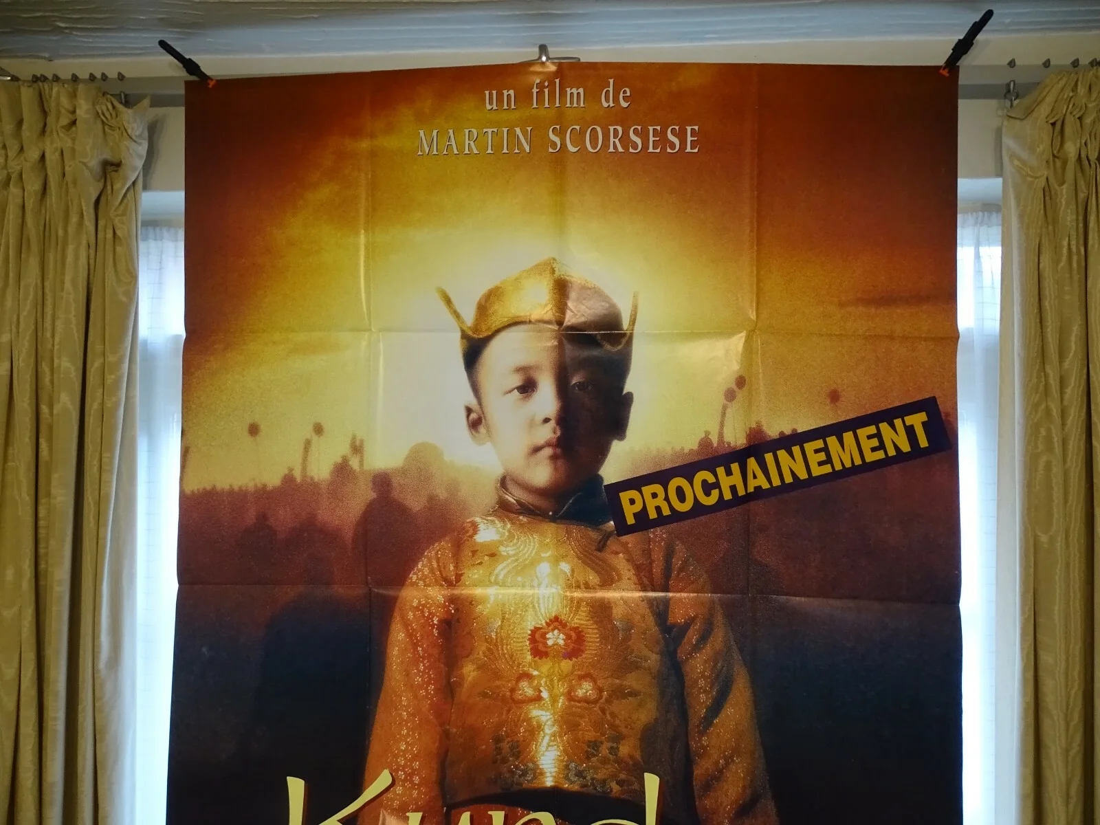 Kundun Martin Scorsese original 1997 French movie film poster with 2 lobby cards, изображение 3