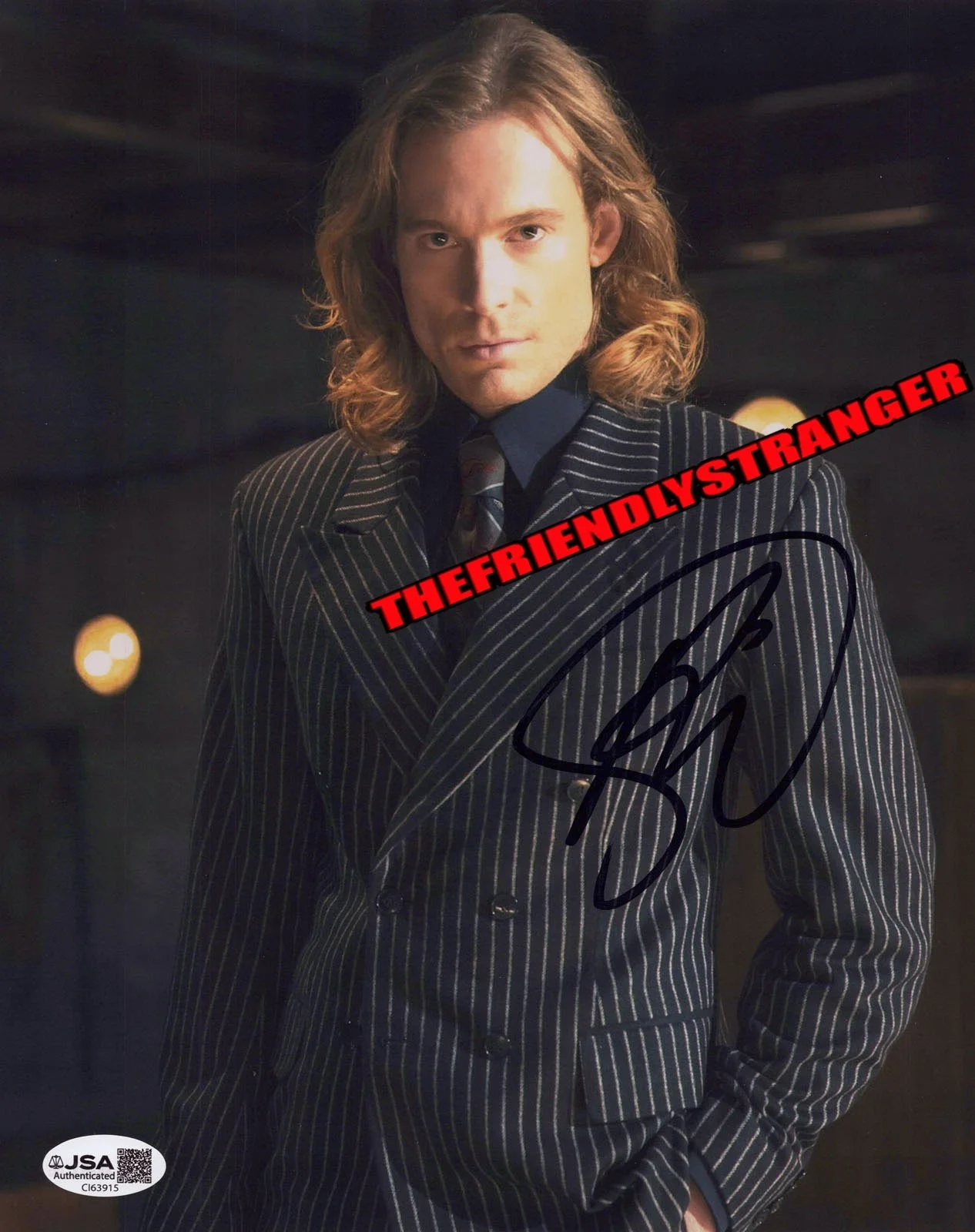 Sam Reid — Sam Reid signed "INTERVIEW WITH THE VAMPIRE" 8x10 Photo EXACT PROOF k Lestat JSA, image 5