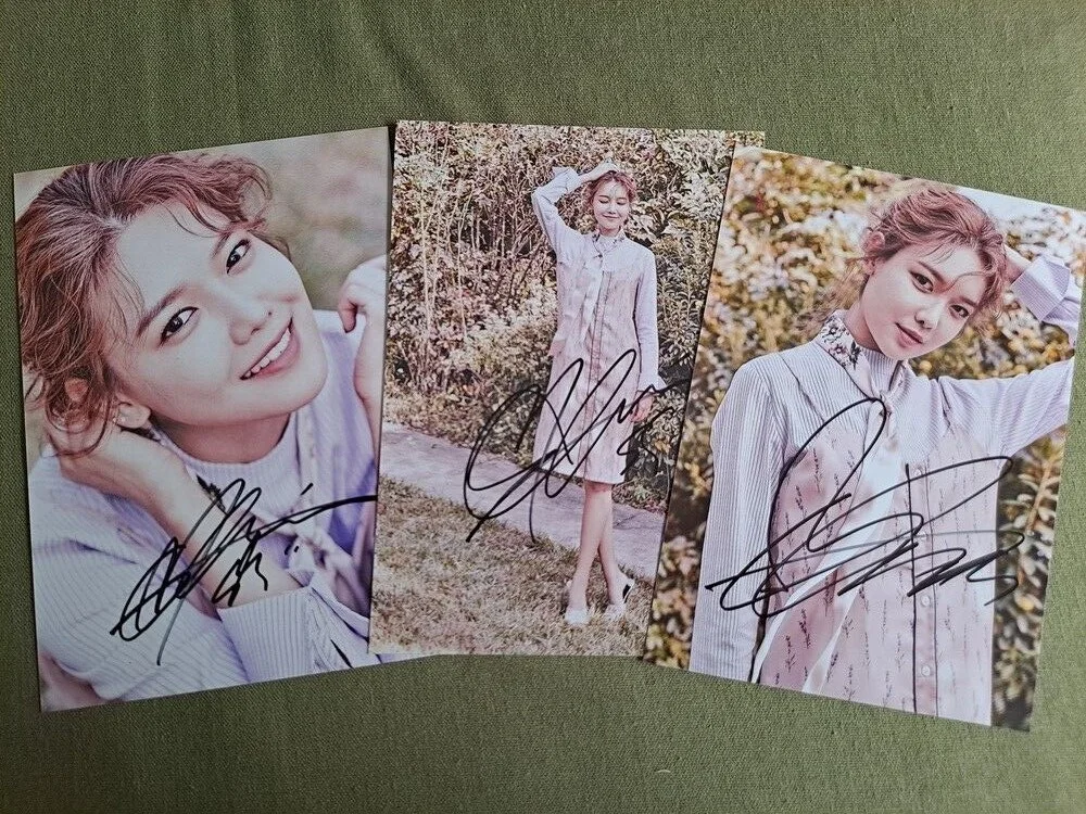 SNSD Choi Sooyoung Autographed Signed Photo K-POP 4*6 2022, изображение 2