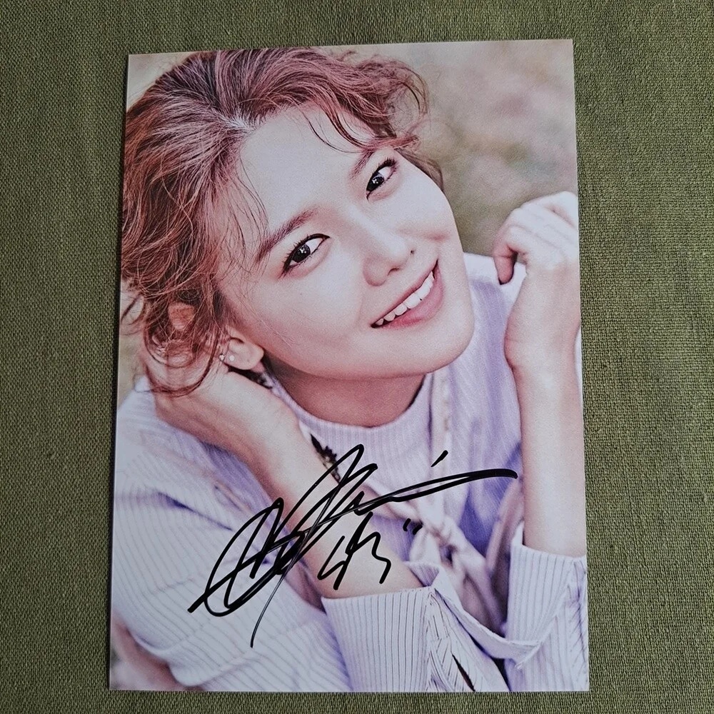 SNSD Choi Sooyoung Autographed Signed Photo K-POP 4*6 2022, изображение 5