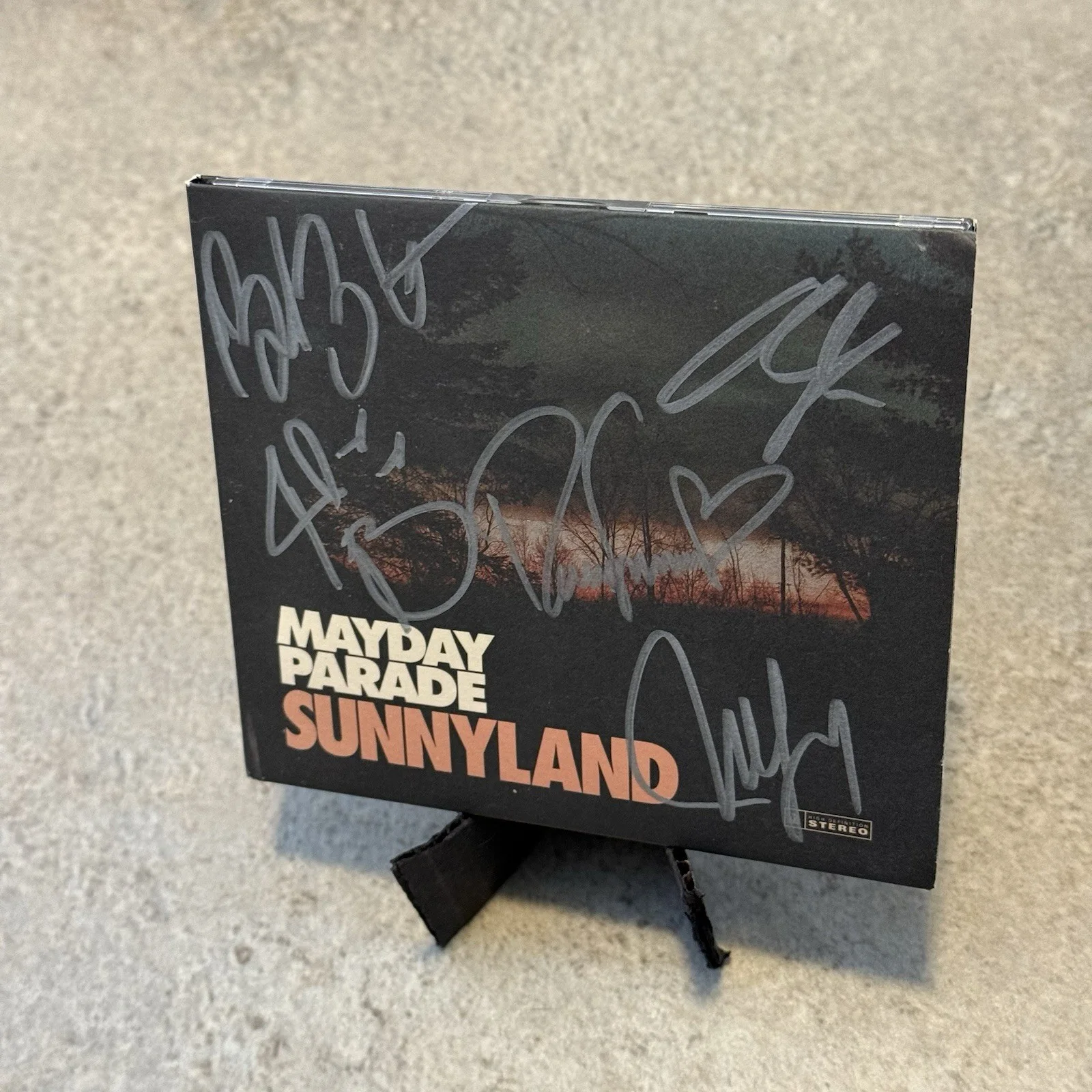 Mayday Parade Full Band Signed Sunnyland CD 419-2 Pop Punk 2018 Autographed, image 2