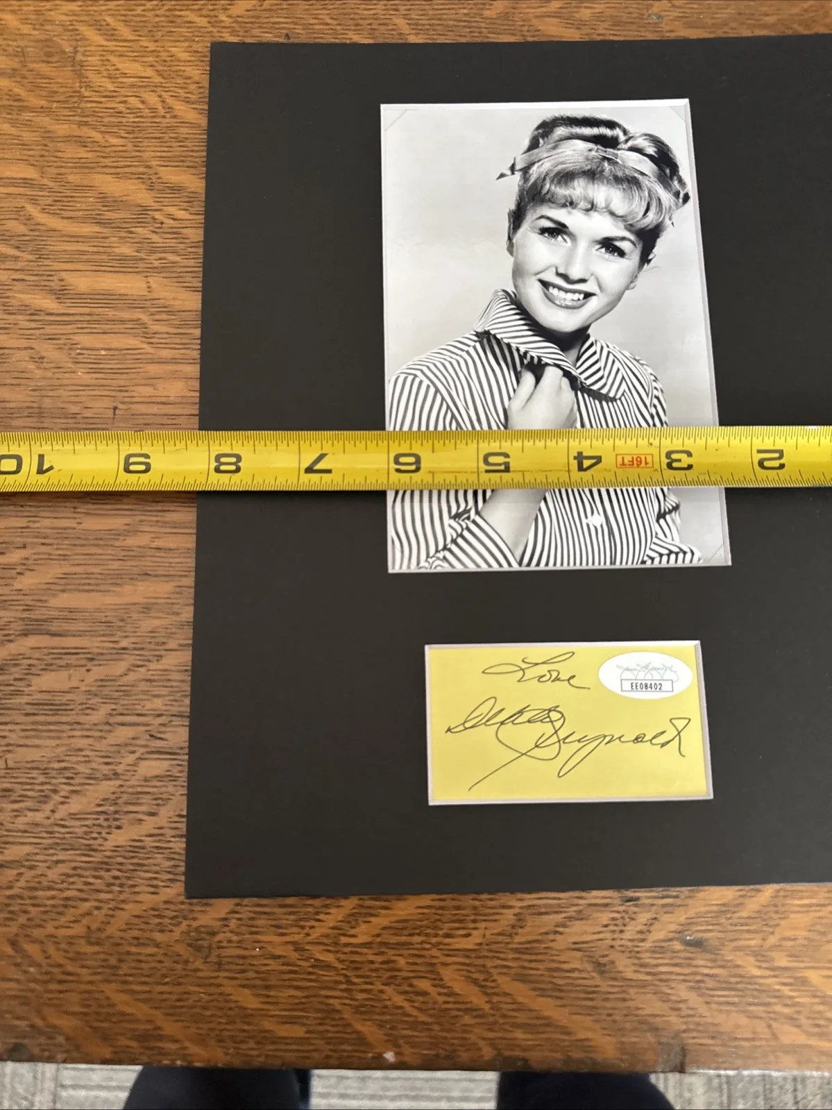 Debbie Reynolds Signed Autographed Photo Matted To 8x10 JSA Authentic, image 5