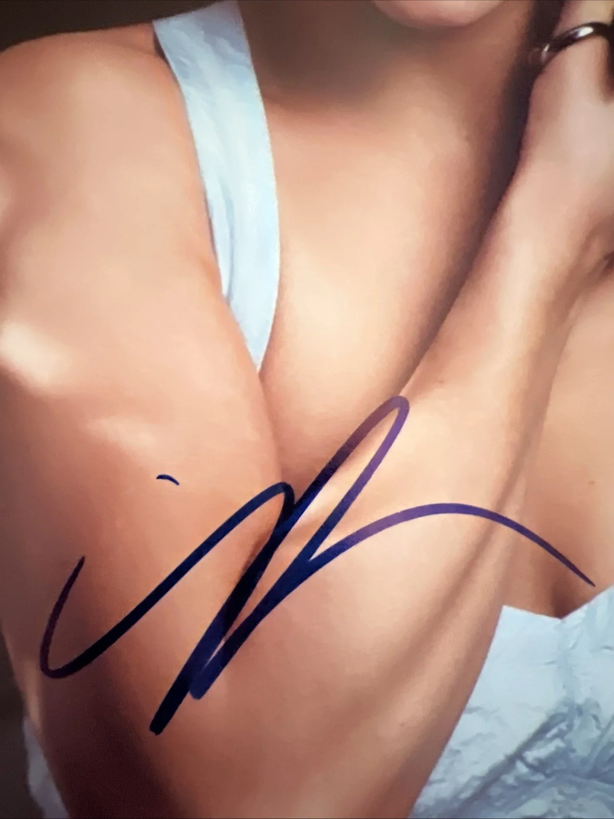 Christina Ricci Signed 8x10 Photo Original COA And Photo Signed Verification, image 3
