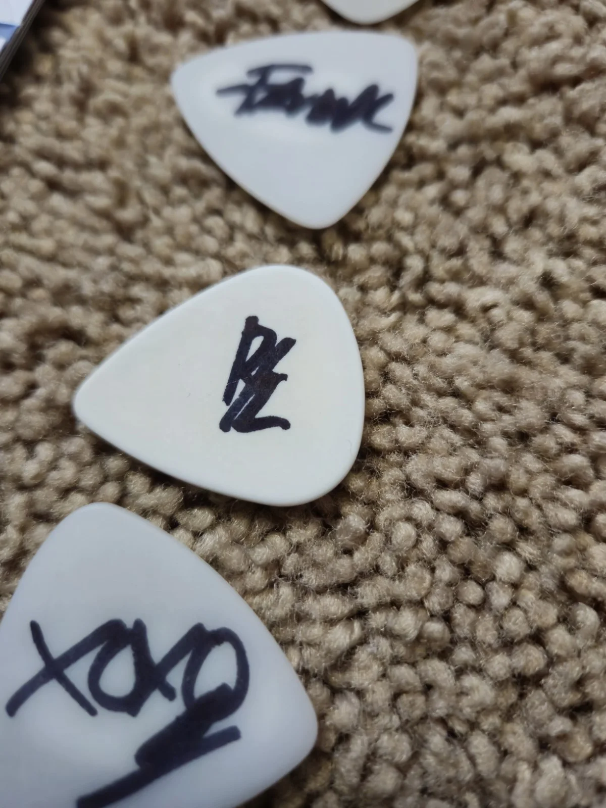 My Chemical Romance JSA COA Signed Black Parade Era Full Band All 5 Guitar Picks, image 4