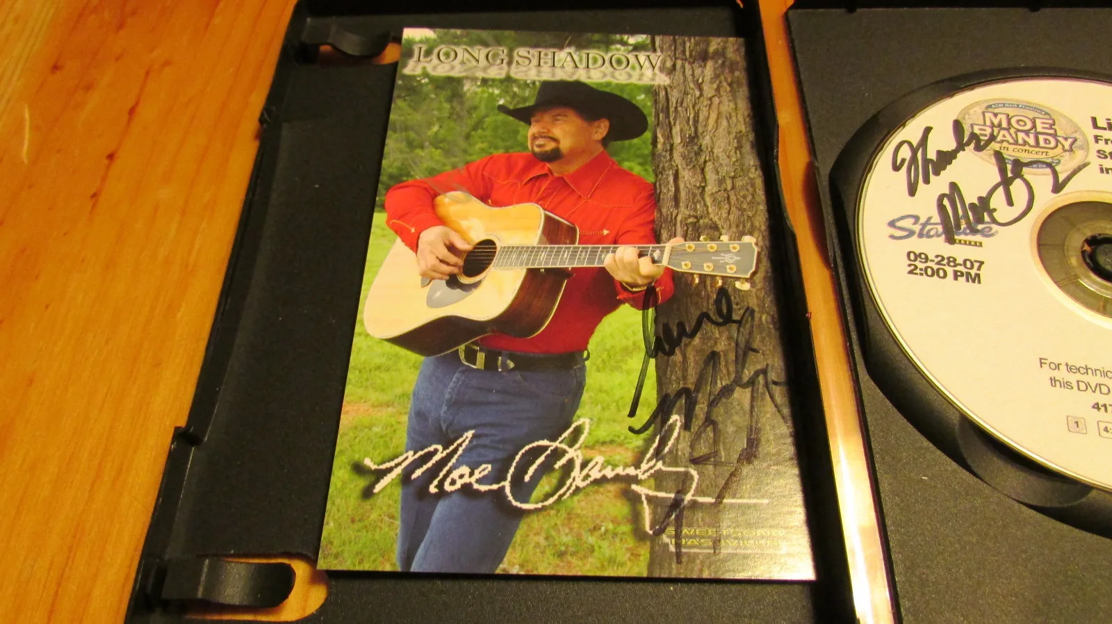 Moe Bandy & Kari Garrison SIGNED DVD & Card RARE Bluegrass Country Music History, изображение 4