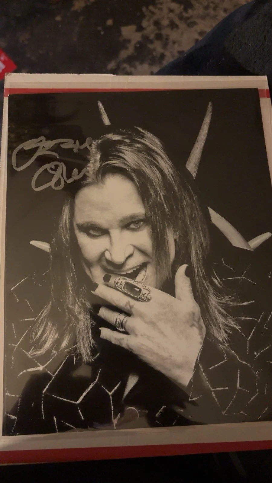 Ozzy Osbourne And Axl Rose / Slash Signed Photograph With (COA), изображение 3