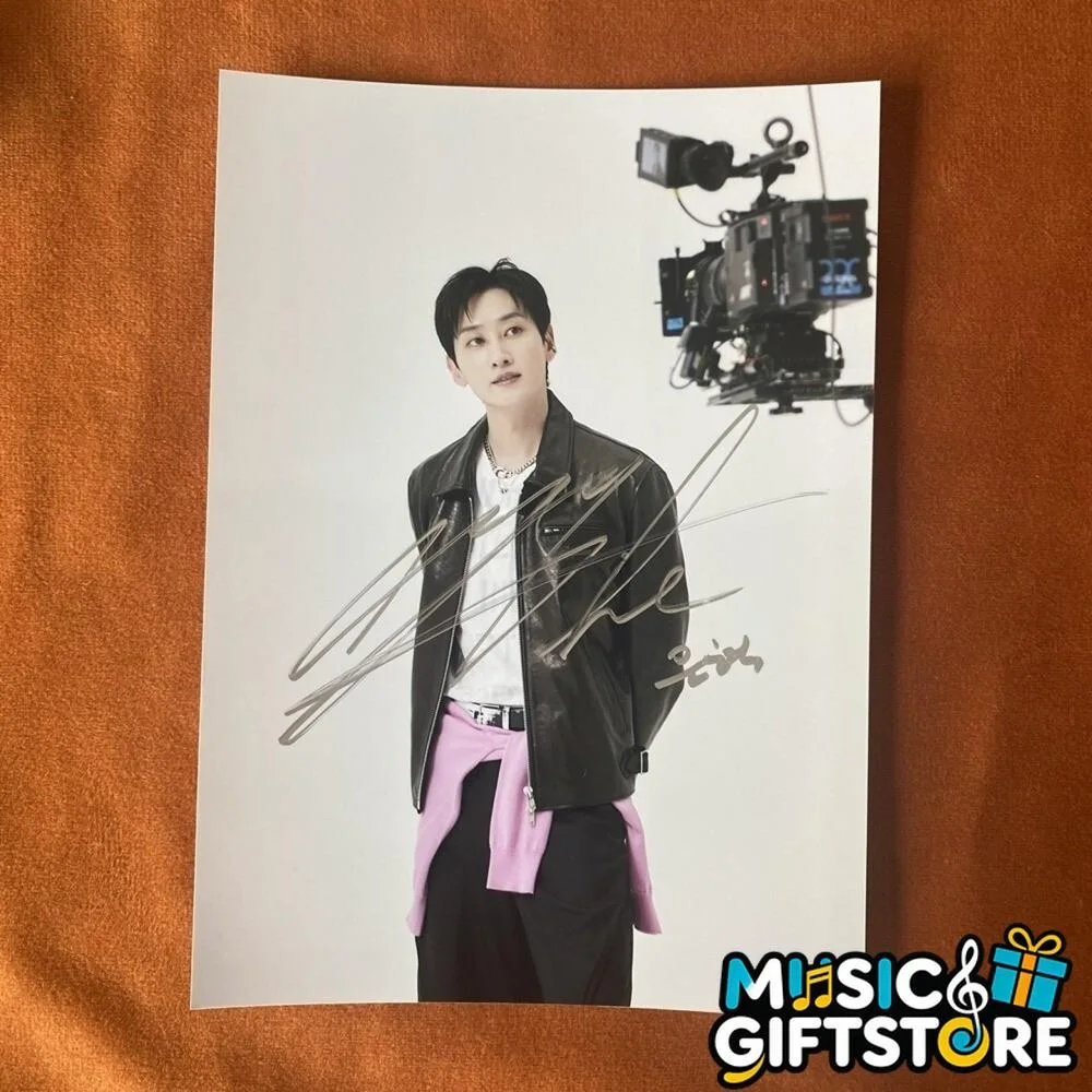 SUPER JUNIOR Eun Hyuk Autographed Photo THE CULTURE, THE FUTURE K-POP 2025 #MUGS, изображение 4