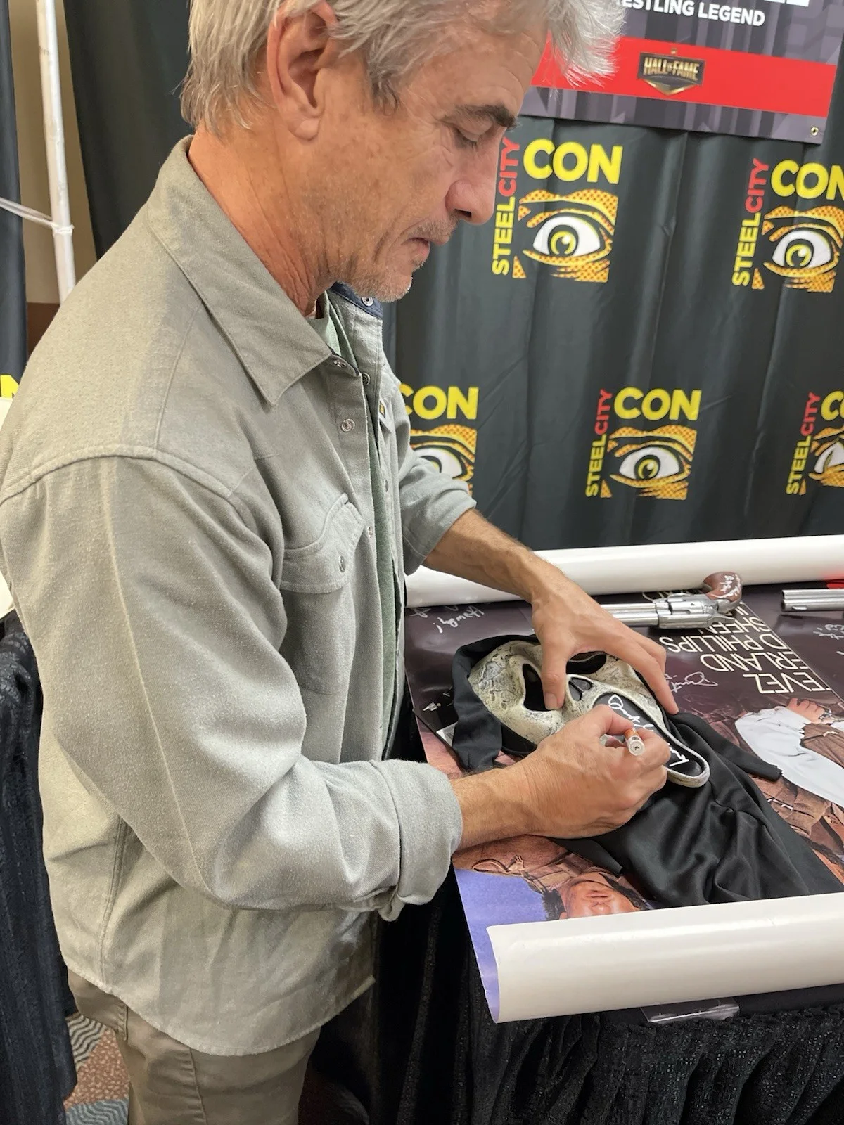 Dermot Mulroney — Dermot Mulroney Signed Aged Ghostface Mask JSA SCREAM Horror, image 5