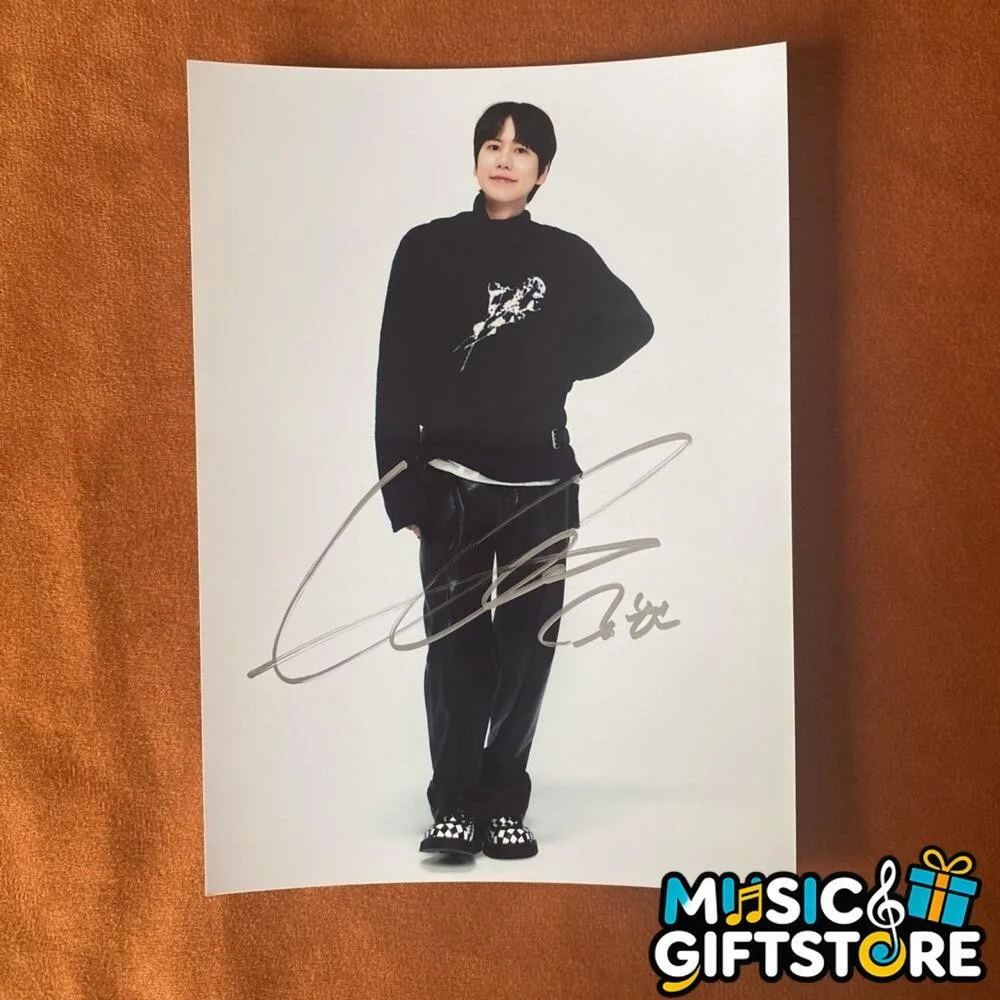 SUPER JUNIOR Kyu Hyun Autographed Photo THE CULTURE, THE FUTURE K-POP 2025 #MUGS, изображение 3