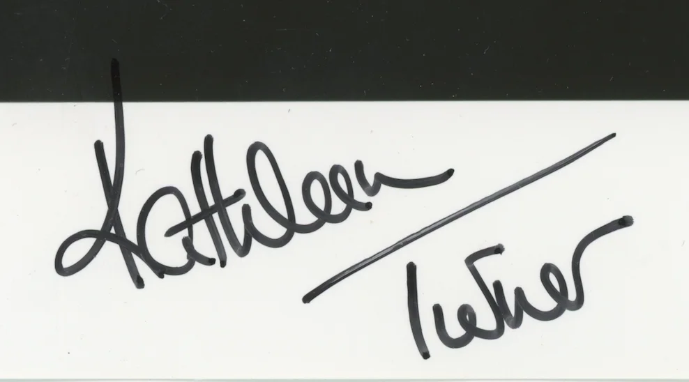 Robert Downey Jr — Kathleen Turner Vintage Promo Autographed Signed 8x10 Photo AMCo COA 25378, image 2