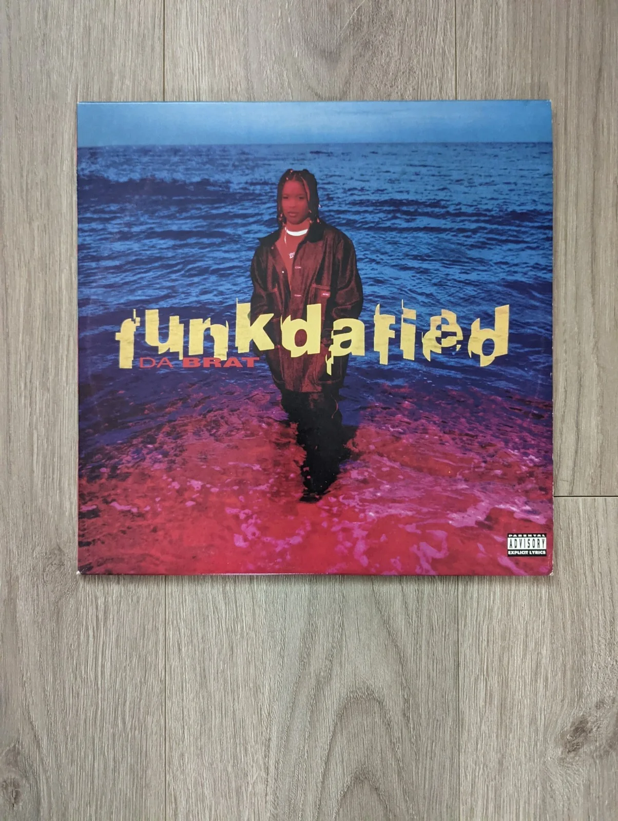 Da Brat & Judy book Signed with Fundafied vinyl included, изображение 5