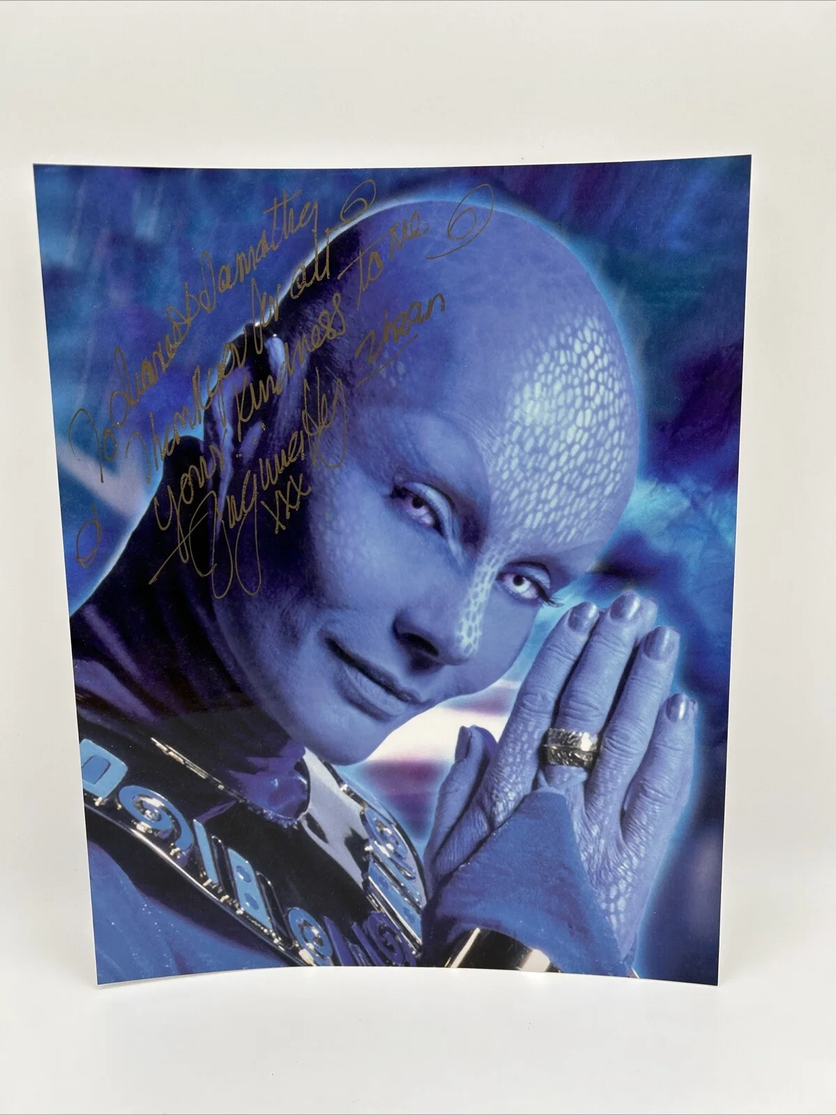 Virginia Hey — Virginia Hey Farscape Autographed 8x10 Color Photo SIGNED, изображение 2