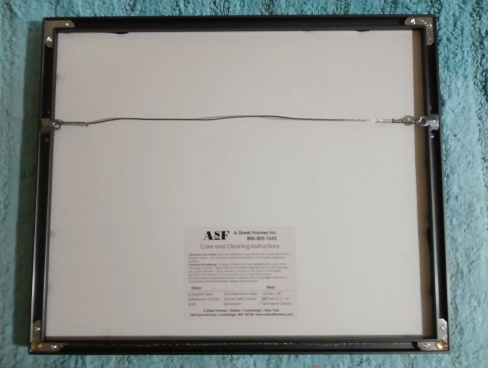 Emily VanCamp — Revenge Cast Signed Framed Photo 18"x15" Emily VanCamp, Gabriel Mann Josh Bowman, изображение 4