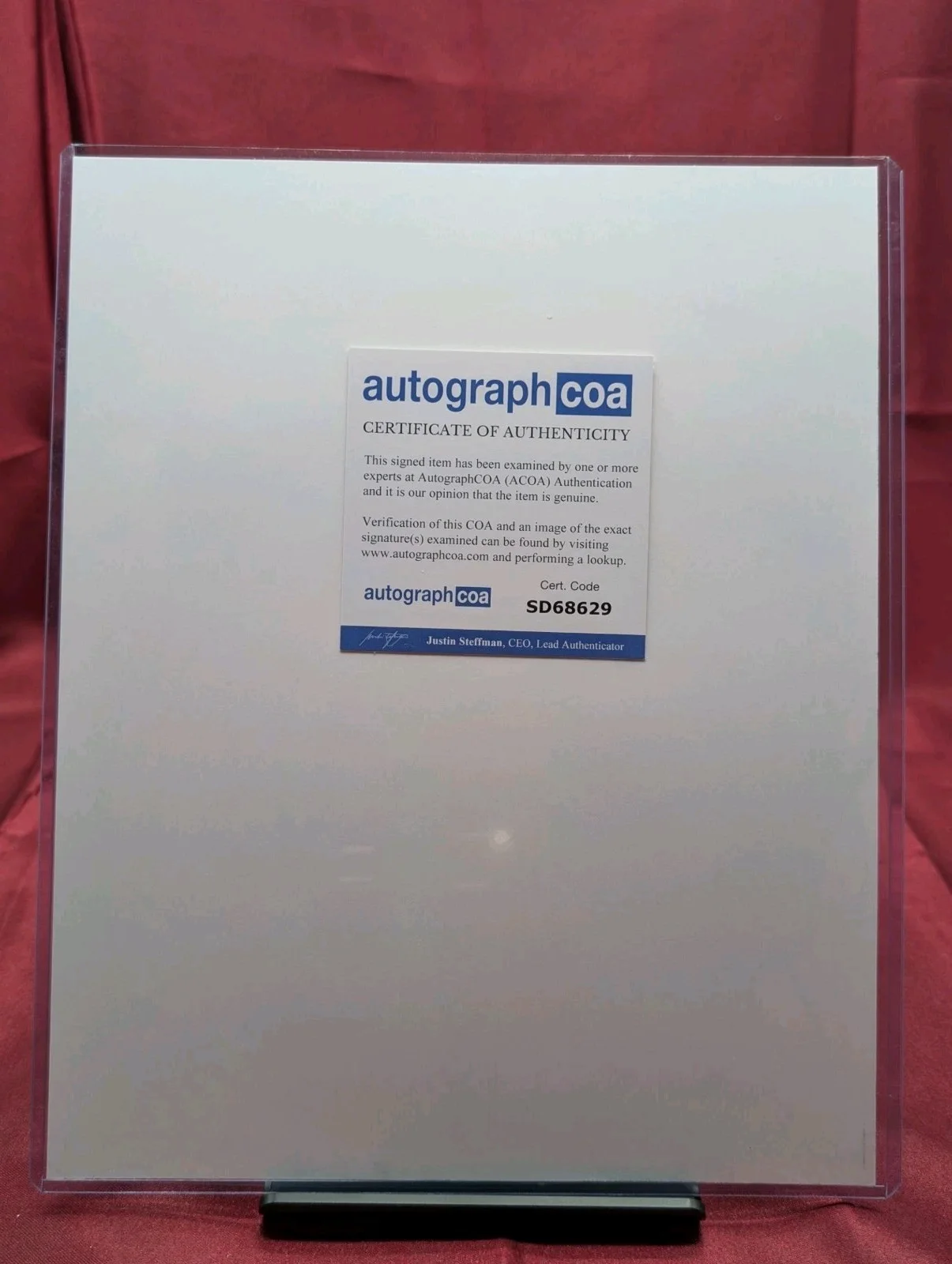 Margaret Qualley Substance Autographed Signed 8x10 Photo ACOA, изображение 2
