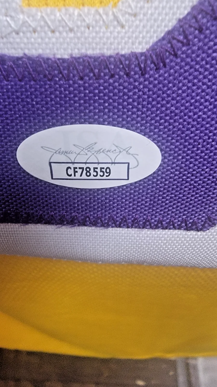 Chevy Chase — Chevy Chase Signed Fletch #99 Yellow Jersey Beckett COA Authenticated, изображение 4