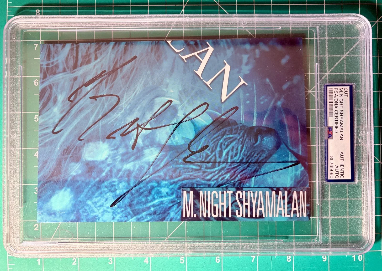 M. Night Shyamalan — M. Night Shyamalan Signed Autographed PSA/DNA The Sixth Sense Authenticated, image 3