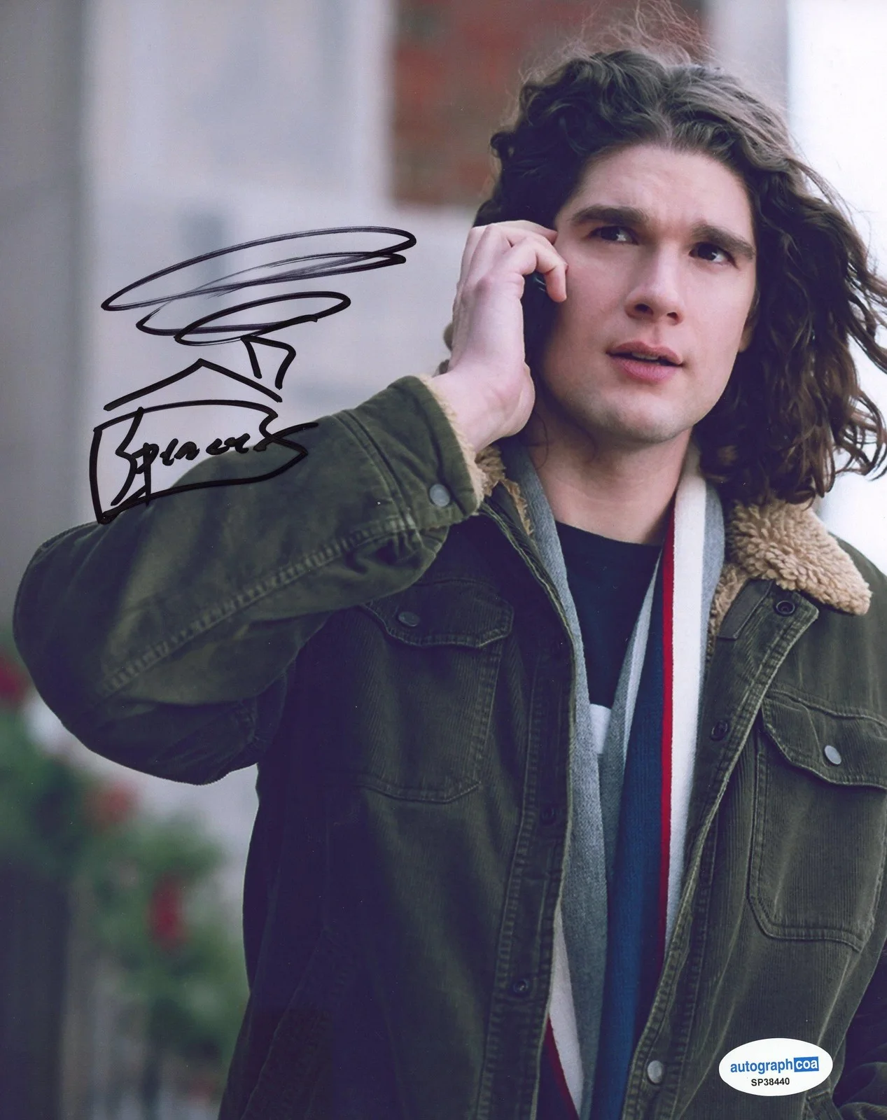 Spencer House — Spencer House "Tell Me Lies" AUTOGRAPH Signed 'Wrigley' 8x10 Photo ACOA, изображение 2
