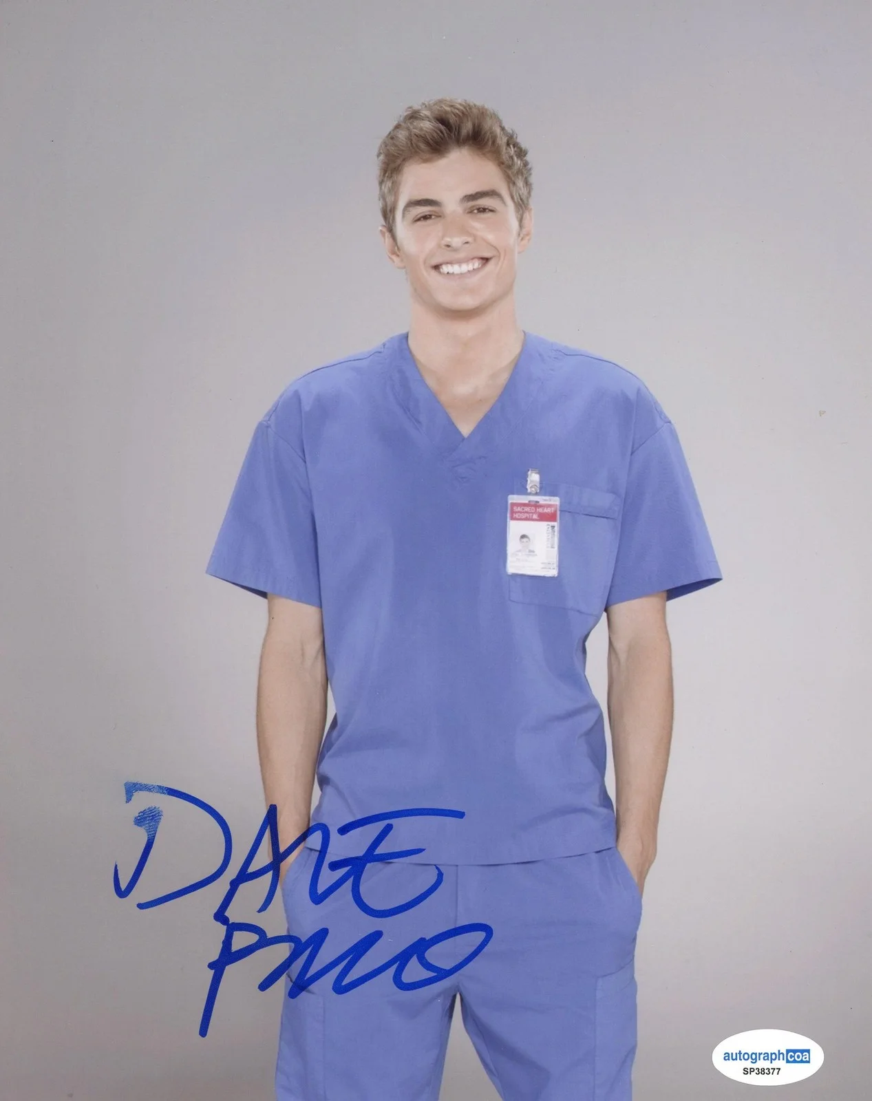 Dave Franco — Dave Franco "Scrubs" AUTOGRAPH Signed 'Cole Aaronson' 8x10 Photo ACOA, изображение 2