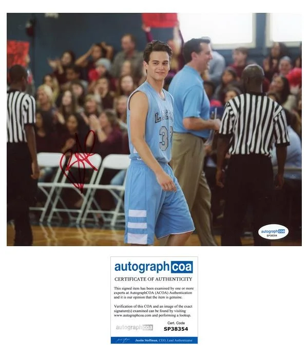 Brandon Flynn — Brandon Flynn "13 Reasons Why" AUTOGRAPH Signed 'Justin Foley' 8x10 Photo ACOA