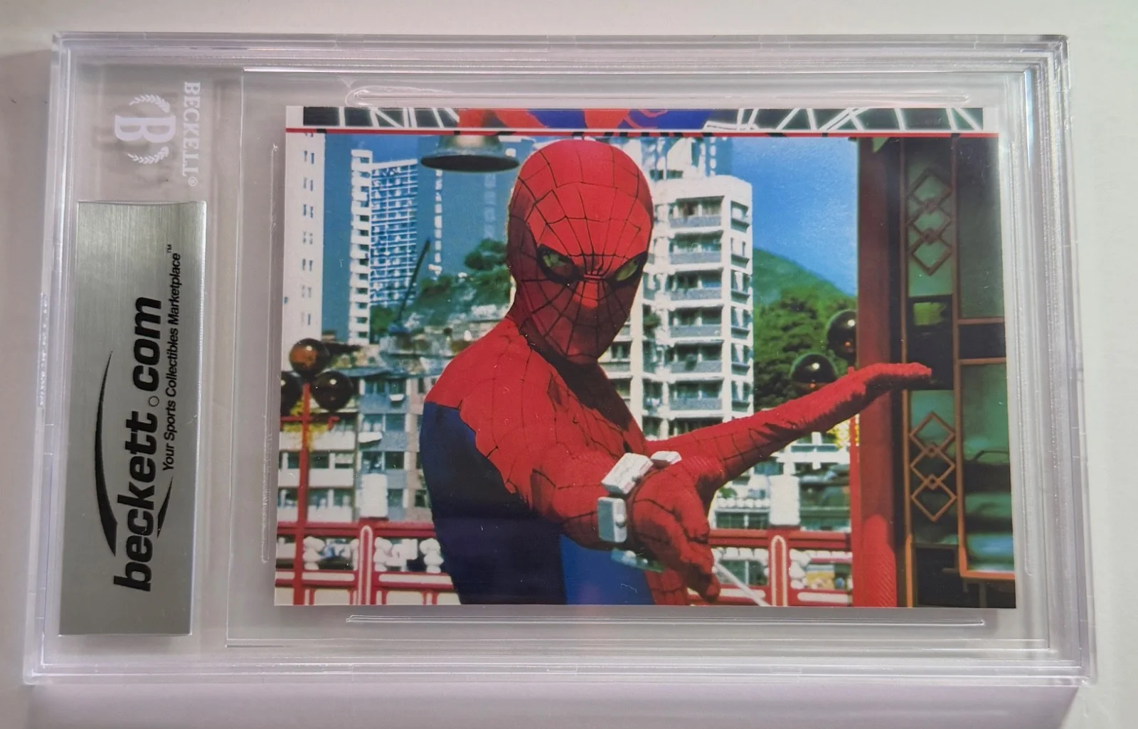 Nicholas hammond — Nicholas Hammond Spiderman Signed Custom Cut Auto 4x6 CARD BAS Beckett Slabbed, image 2