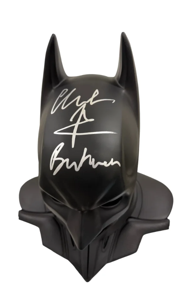 Christian Bale — Christian Bale Signed Batman The Dark Knight 1:1 Scale Cowl Replica Beckett, image 2