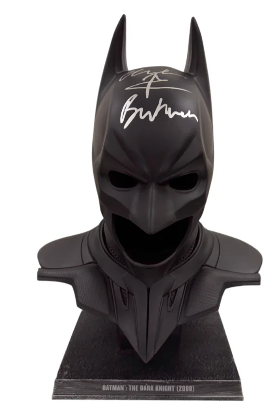Christian Bale — Christian Bale Signed Batman The Dark Knight 1:1 Scale Cowl Replica Beckett, image 4