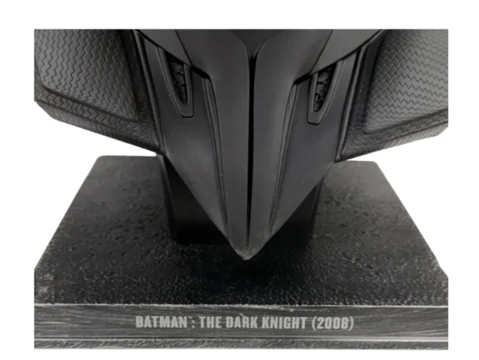 Christian Bale — Christian Bale Signed Batman The Dark Knight 1:1 Scale Cowl Replica Beckett, image 5