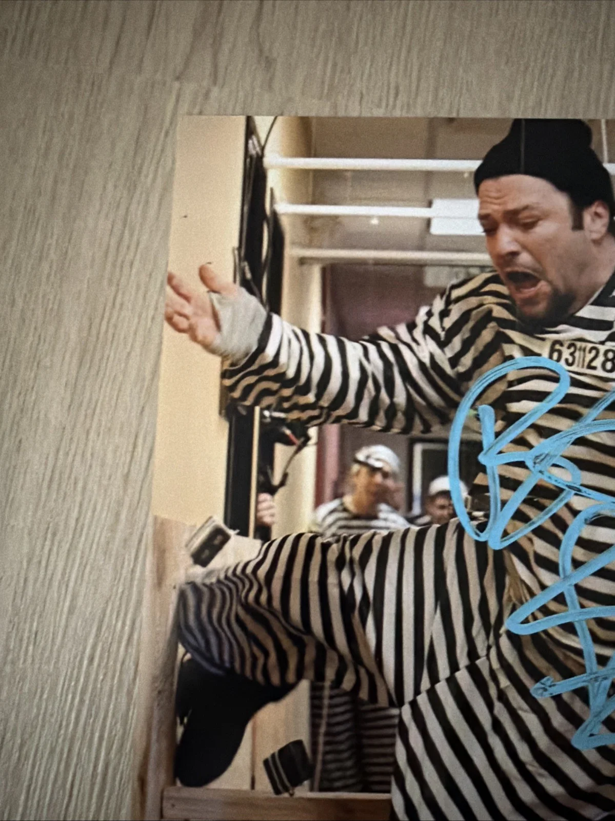 Bam Margera signed Jackass 8x10 Autograph Good Condition, image 4