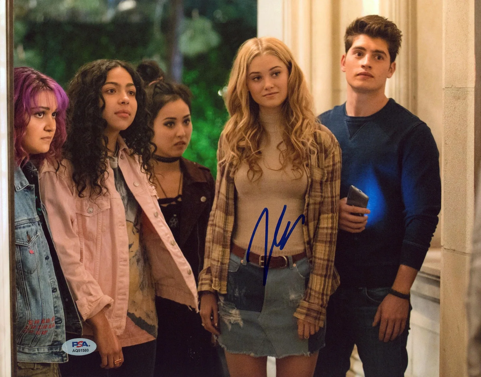 Virginia Gardner — Virginia Gardner Marvel's Runaways Authentic Signed 11x14 Photo PSA/DNA #AQ51580