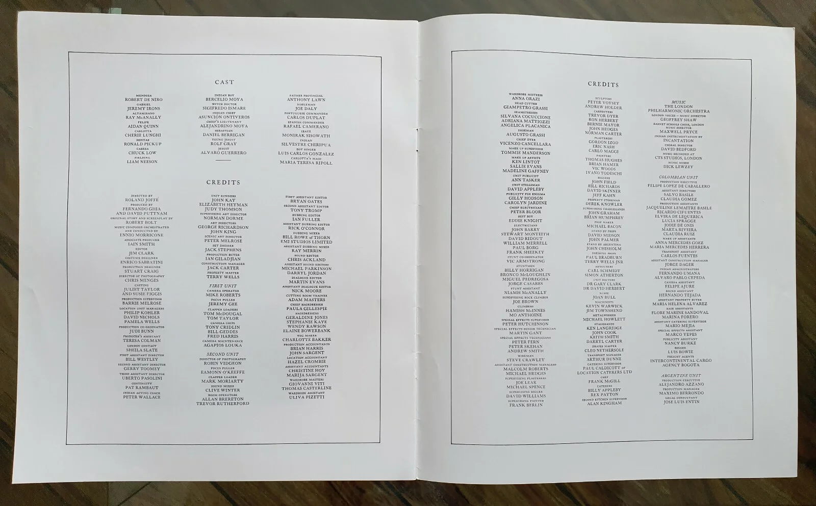 THE MISSON - RARE ORIGINAL PROMOTIONAL BROCHURE - ROBERT DE NIRO, JEREMY IRONS, изображение 4