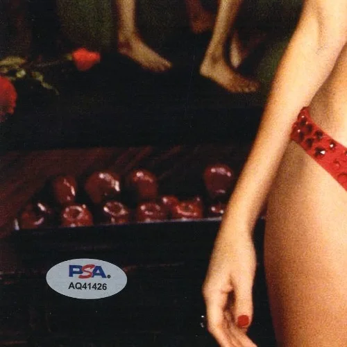 ELIZABETH HURLEY Signed Autographed "BEDAZZLED" 11x14 Photo PSA/DNA #AQ41426, изображение 3