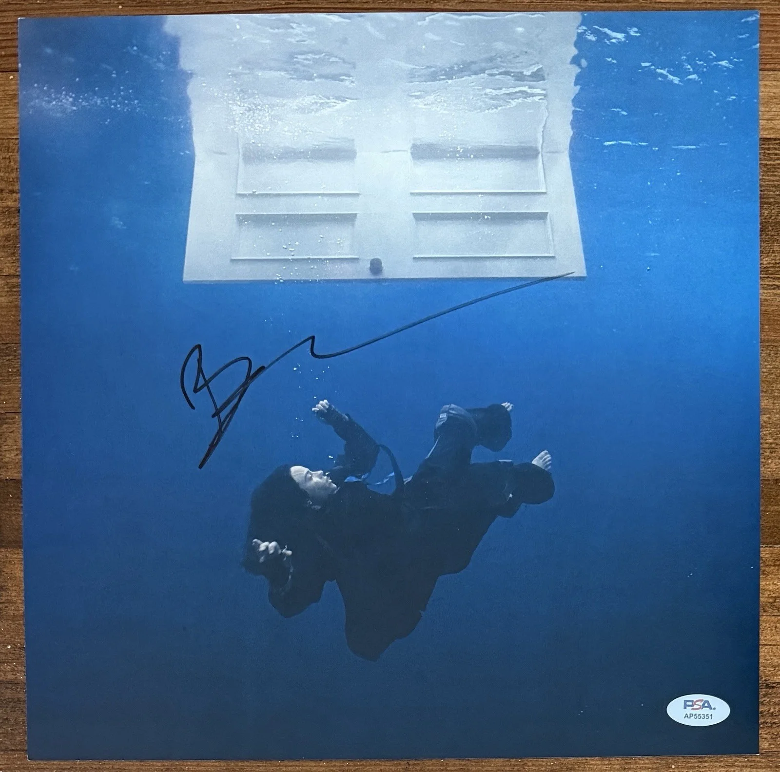 Billie Eilish — BILLIE EILISH HIT ME HARD SOFT VINYL & SIGNED AUTOGRAPH PHOTO CARD PSA DNA COA, изображение 2