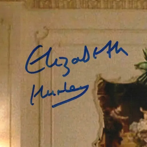 ELIZABETH HURLEY as Vanessa Signed Autograph "AUSTIN POWERS" 11x14 Photo PSA/DNA, изображение 2