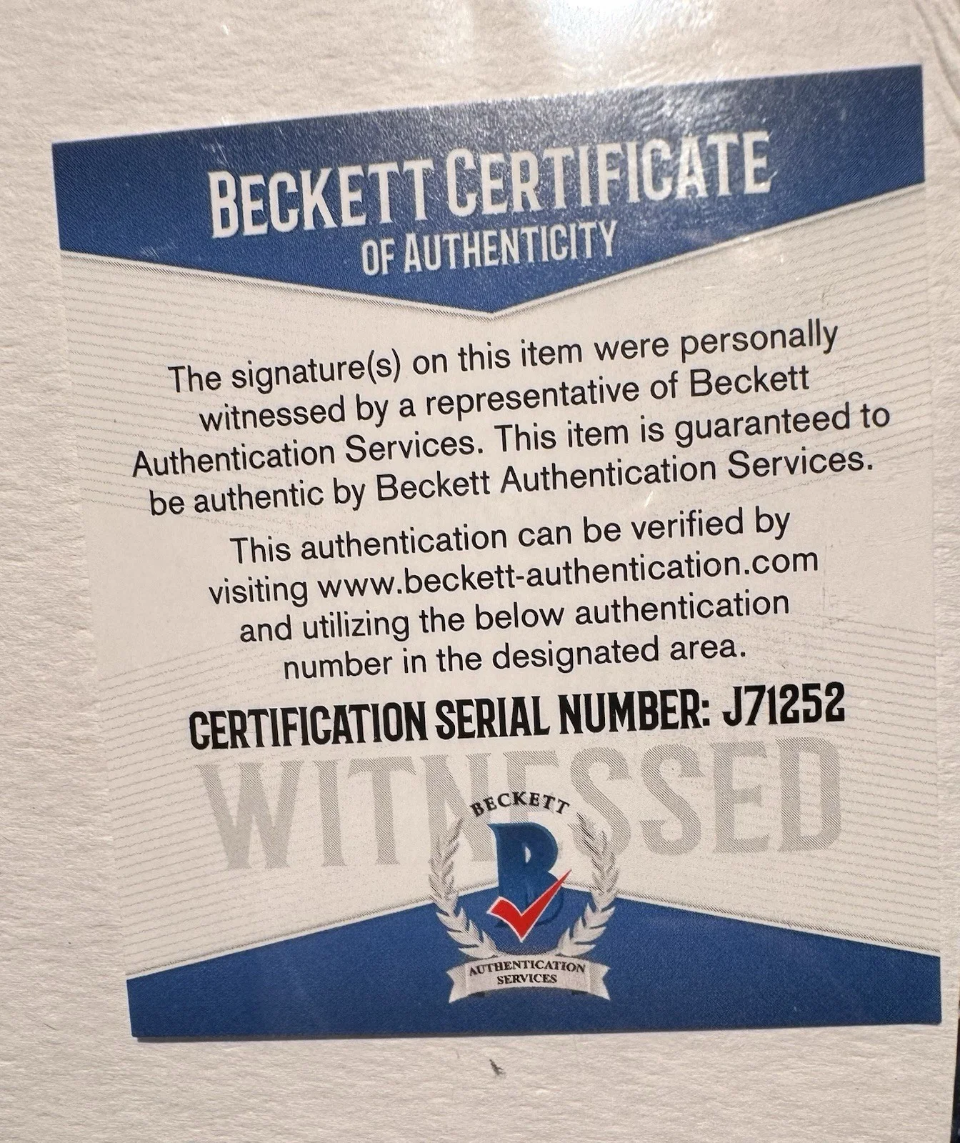 Burt Reynolds — Burt Reynolds Autographed "Smokey & The Bandit" 16"x20" Photo: Beckett COA, изображение 3