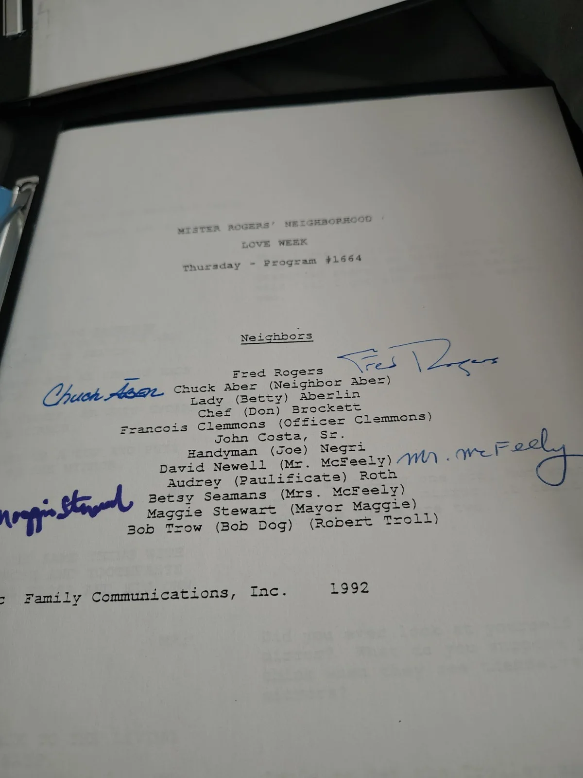 The cast of Mr Rogers neighborhood — autograph script, image 2