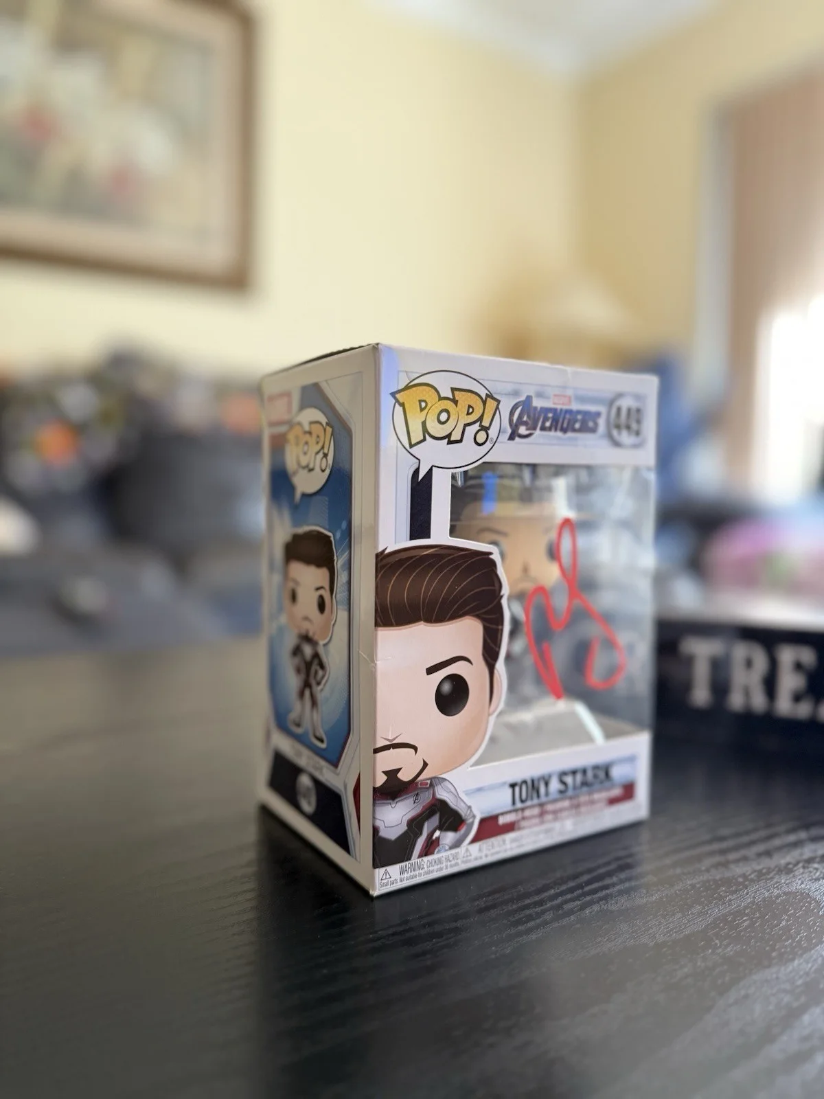 Robert Downey Jr — Funko Pop Avengers Tony Stark Signed by Robert Downey Jr. Colony Shop Auth, изображение 2
