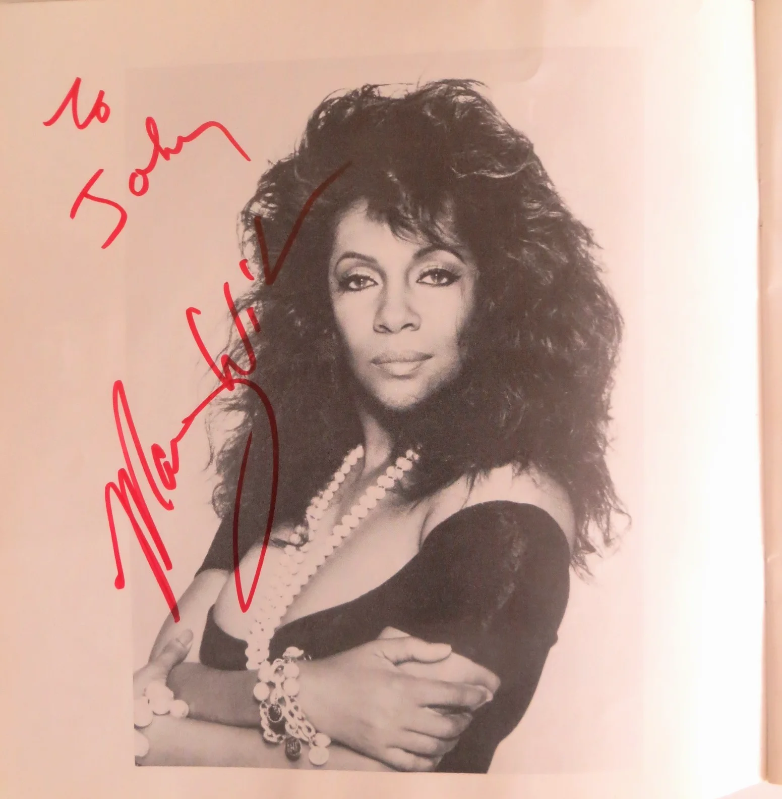 Mary Wilson — Mary Wilson The Supremes Hand Signed Photo in Program 1997 Alchemy Moscow Ballet, image 2