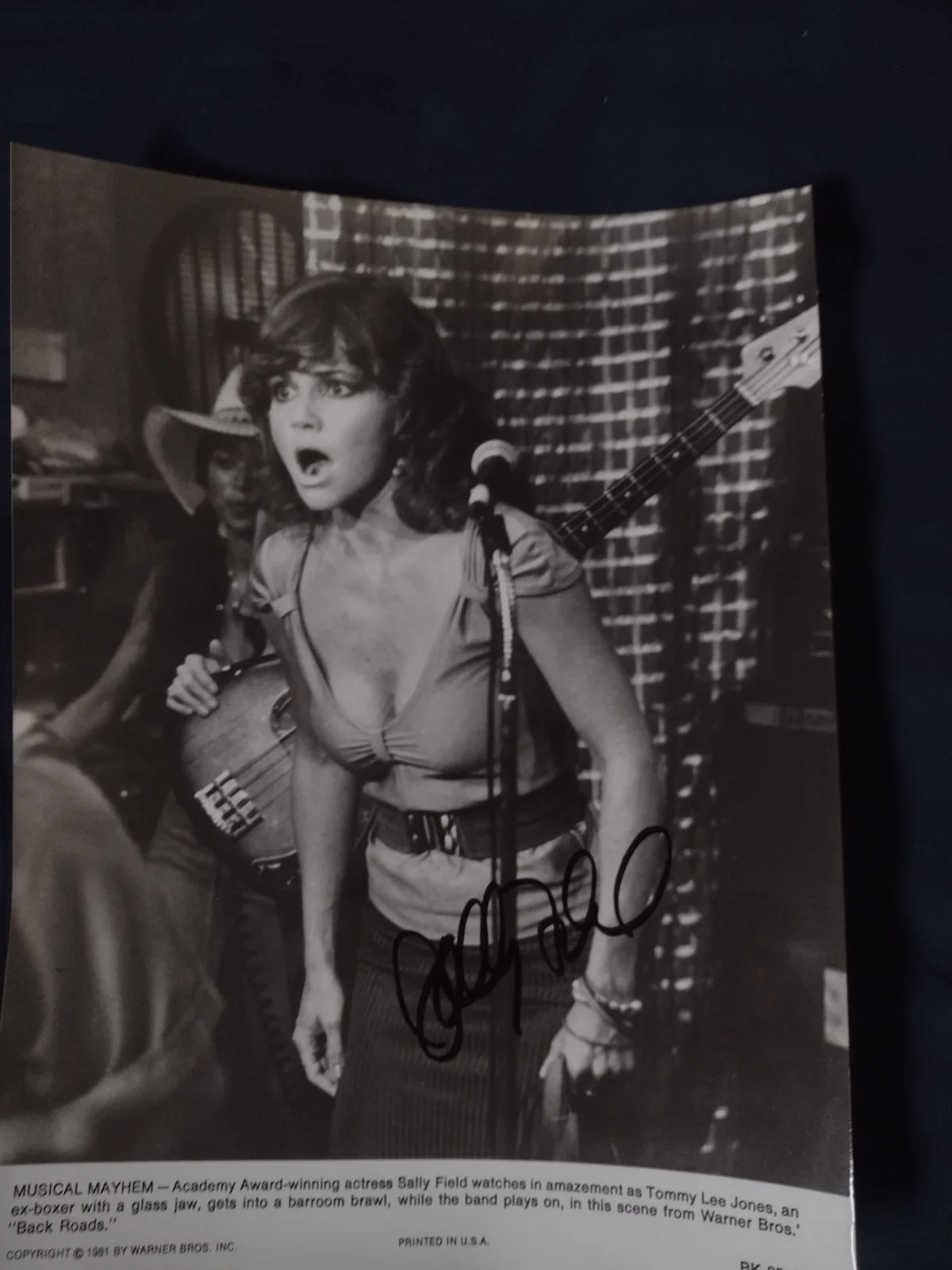 Sally Field Autographed 8x10 Photo Norma Rea, Forest Gump, Gidget, image 3