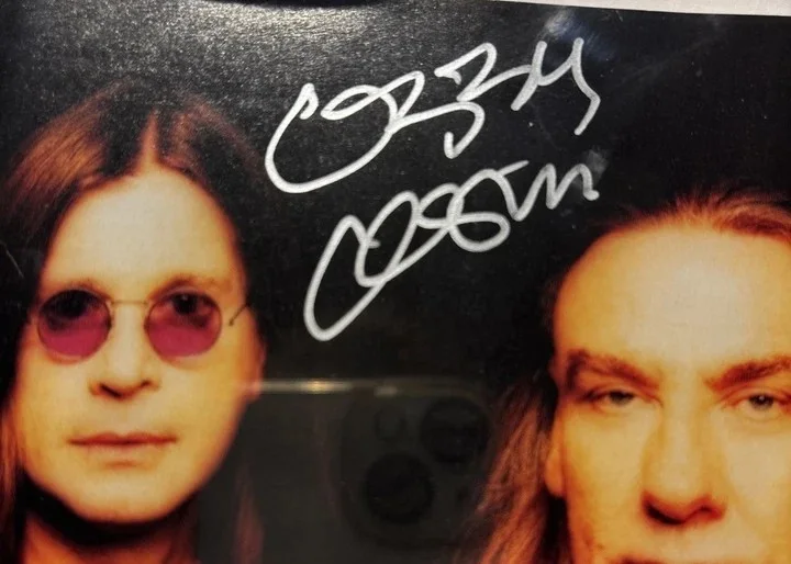 BLACK SABBATH FULLY SIGNED "REUNION" CD X4 NICE SILVER SIGNATURES!!, image 2