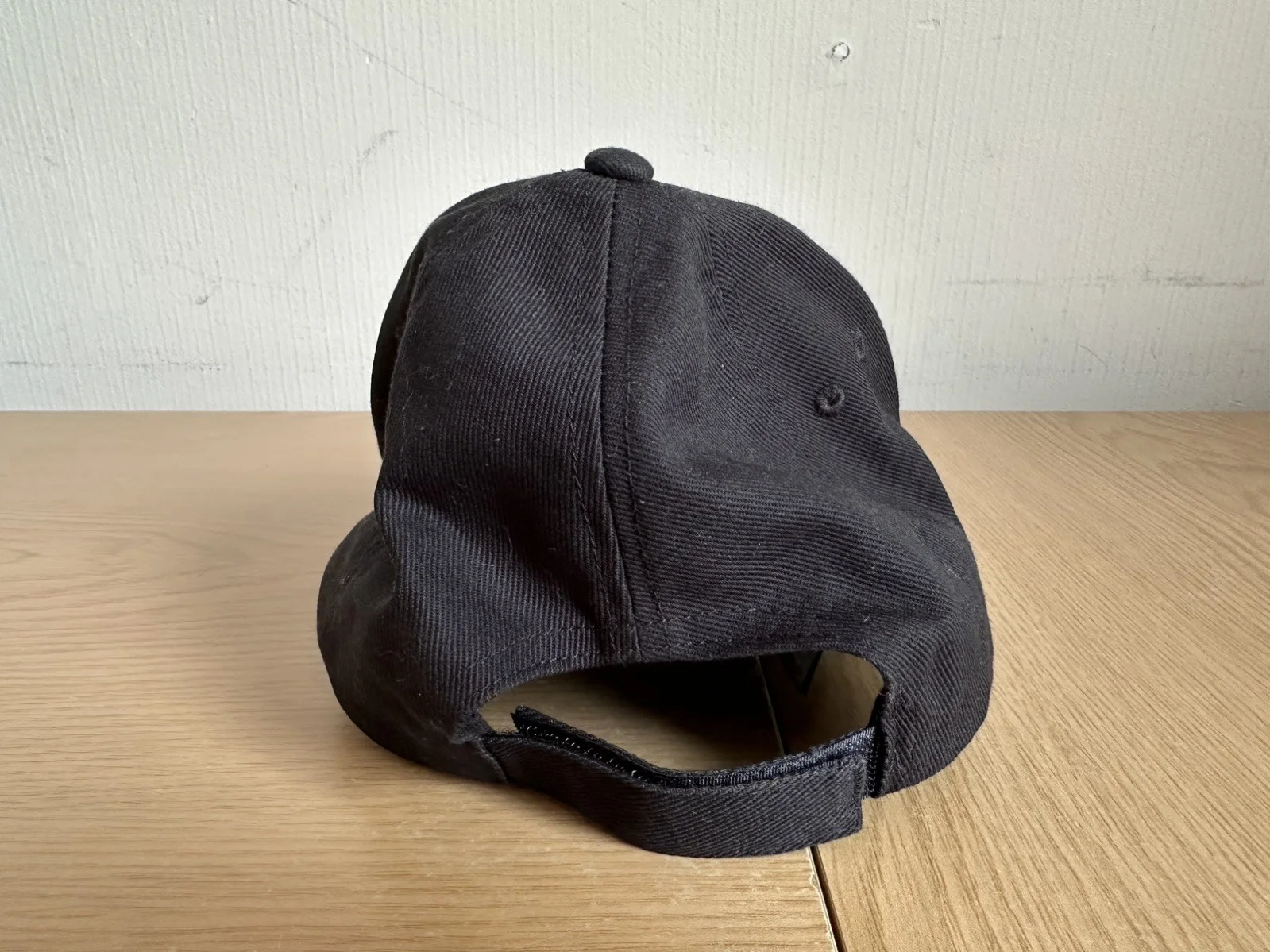 Star Wars The Rise Of Skywalker Trixie Cast & Crew Black Cap Hat Movie Film, изображение 4