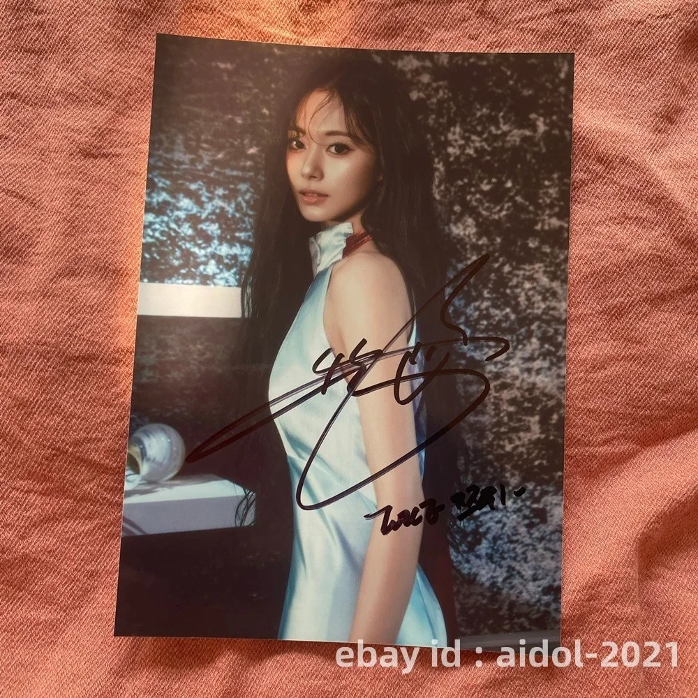 TWICE Tzuyu Autographed Signed Photo 5*7 K-POP Collectibles 202602, изображение 3