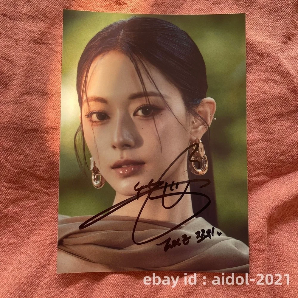 TWICE Tzuyu Autographed Signed Photo 5*7 K-POP Collectibles 202604, image 3