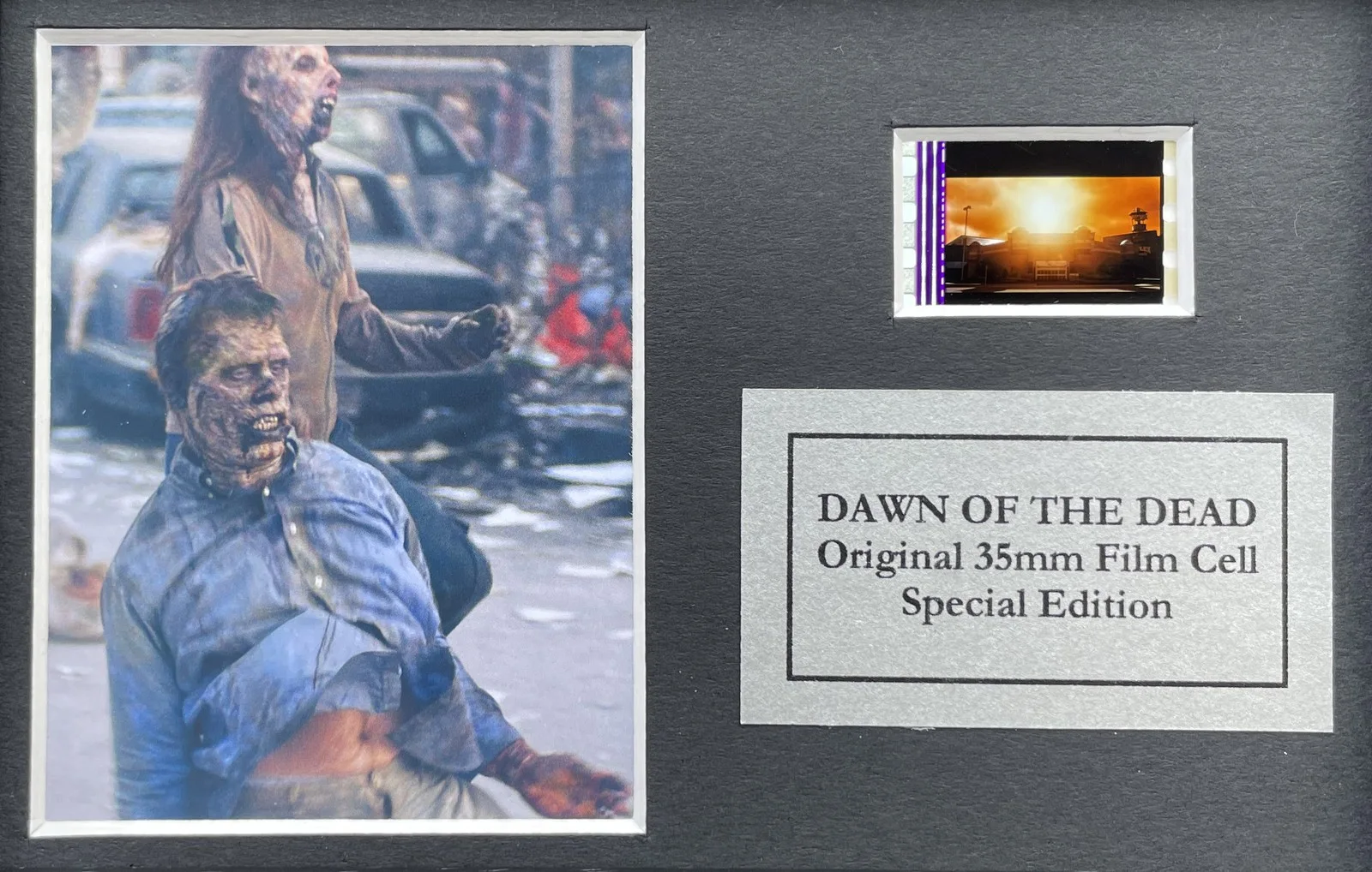 DAWN of THE DEAD Original Mini 35mm Film Cells set within Quality Wood Frame +, изображение 2
