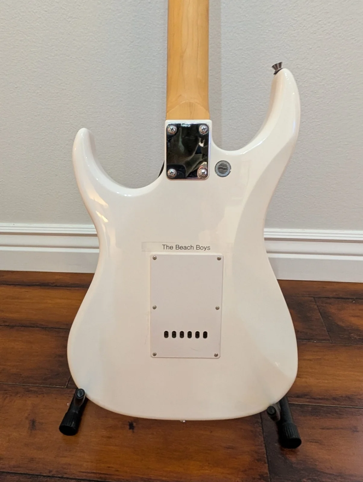 Beach Boys Signed Guitar Brian Wilson Mike Love Al Jardine Carl Wilson, image 3