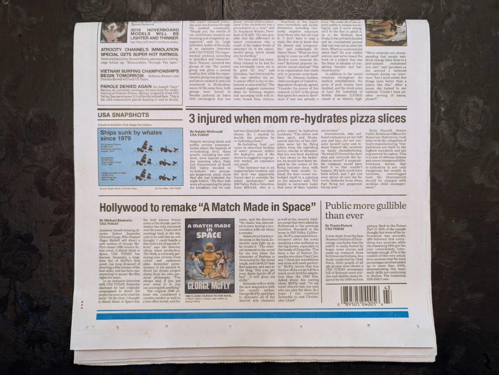 MICHAEL J FOX, CAST — Back to the Future SIGNED Michael J Fox & Cast USA Today Newspaper BTTF Edition, image 4