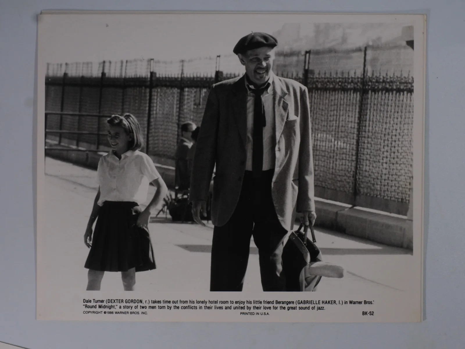 Vintage 'Round Magic' Cinema Lobby Cards x6 1986, изображение 2