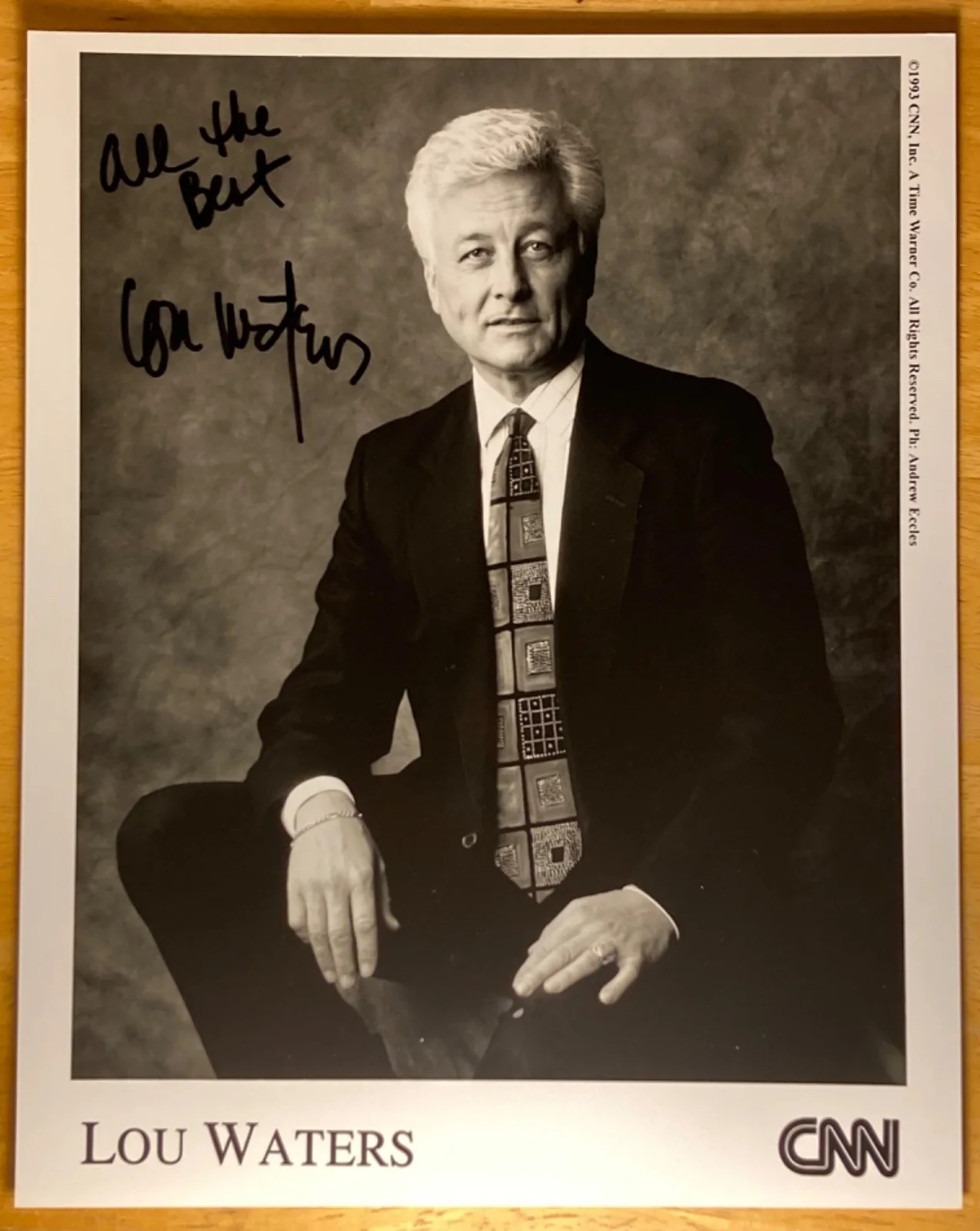 Hand SIGNED Lou Waters 8x10 Original CNN Press Photo (1993) TV News Anchor, изображение 2