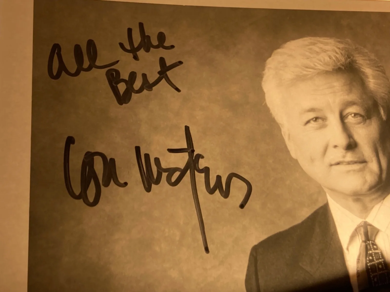 Hand SIGNED Lou Waters 8x10 Original CNN Press Photo (1993) TV News Anchor, изображение 5
